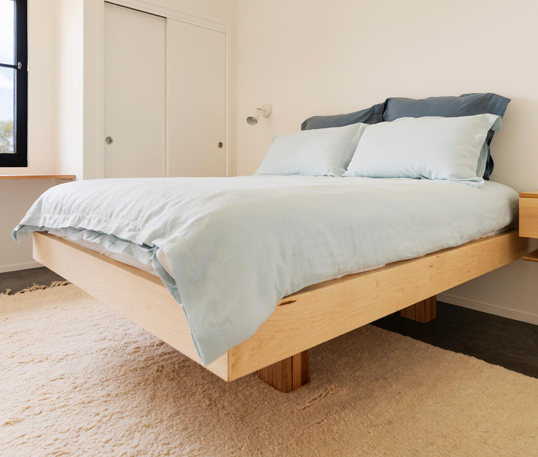 Floating double bed in Rock Maple